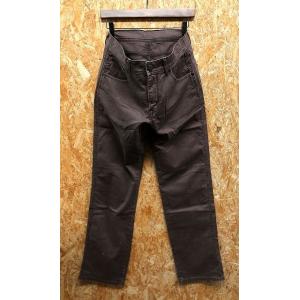 ラングラー Wrangler チノパンツ テーパード バックポケットにロゴラベル ジップフライ 綿×...