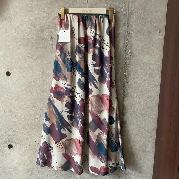 【14800→10360】CHIGNON(シニヨン)/オリジナル水彩柄マーメイドスカート