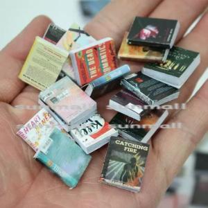【1点販売】【ランダム発送】ミニチュア小説本 中身白紙 ドールハウス用 オブジェ コレクション クラフト ミニ本 インテリア