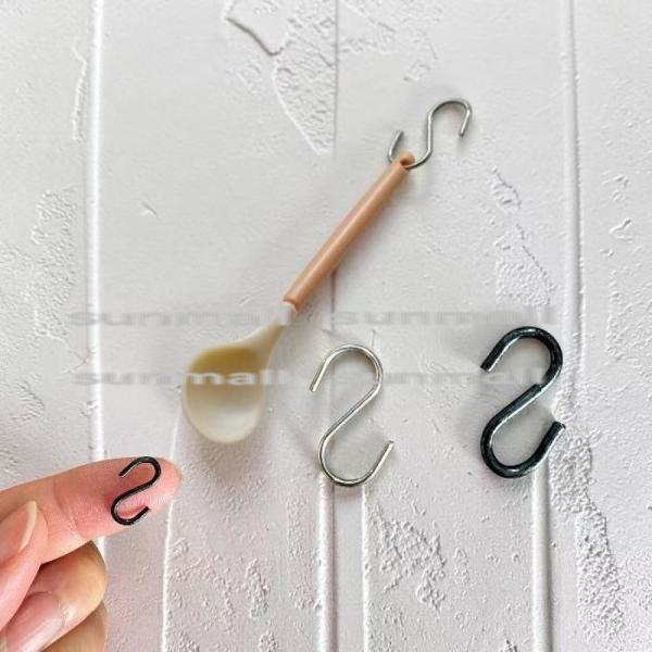 1点販売】【2色選択】ミニチュア S字フック ブラック シルバー 1/6 1/12 ドールハウス用 ...