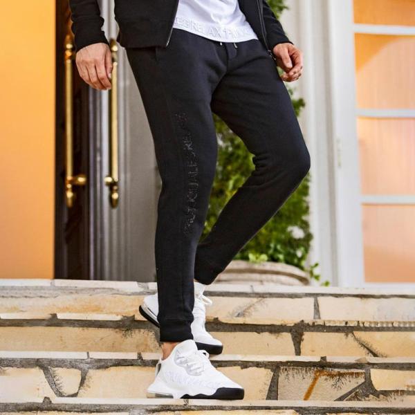 1PIU1UGUALE3 RELAX ウノピゥウノウグァーレトレ リラックス USB-25073 ラ...