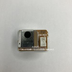 ゆうパケット対応可 パナソニック Panasonic エアコン 制御基板 リモコン受信部 CWA7741389X｜up-b