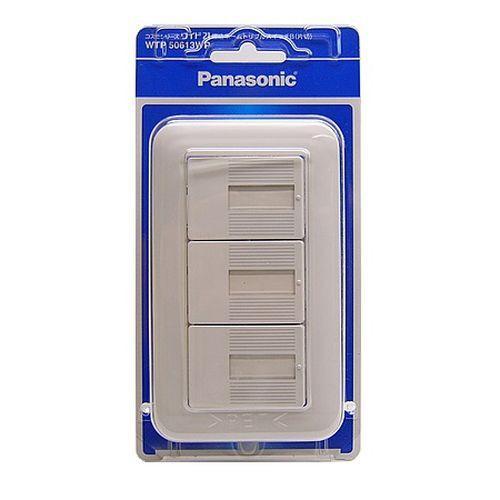 パナソニック Panasonic スイッチ コスモシリーズワイド21 配線器具 埋込ネームトリプルス...