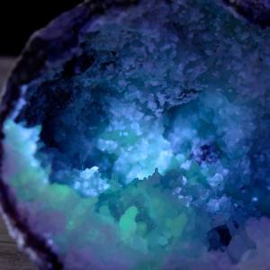 アメジスト AAAAAA ◇最高級・虹入り◇ 丸玉【約32mm珠】ブラジル産