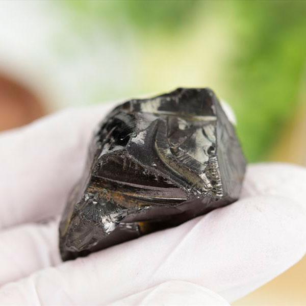 エリートシュンガイト ラフ 約21.7g 原石 ロシア産 カレリア共和国産 高純度 シュンガ石 シル...
