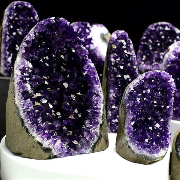 重さで選べる 厳選 アメジスト クラスター ポリッシュエッジ カットベース 原石 種類お任せ ウルグ...