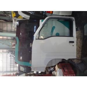 サンバー V-KS4 フロントドア左　LH JA三方開 4WD EN07 054 61230TA031 195834
