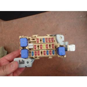 ノート DBA-E12 ヒューズボックス X DIG-S HR12DDR KH3     19930...