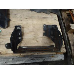 キャンター SKG-FBA00 バッテリーケース ロング全低床 1.5T 4P10-T1      ...
