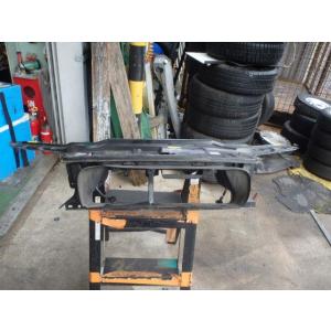 ボルボ 70シリーズ CBA-SB5244W ラジエータコアサポート V70 クラシック B5244...