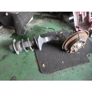 NV100クリッパー HBD-DR17V 右FストラットASSY DX R06A 26U   416...