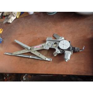 オッティ DBA-H92W 右Fドアレギュレータ・モーター S 3G83 A31    80730-...