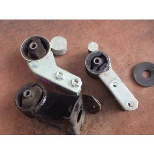 オッティ DBA-H92W その他 E/G部品 S 3G83 A31     エンジンマウント3点セ...