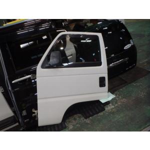 アクティ V-HA4 フロントドア左　LH SDX 4WD E07A NH528 67050-SJ6-030ZZ 232391