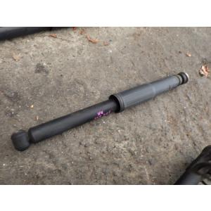 Ｎ−ＢＯＸスラッシュ DBA-JF2 右Rショックアブソーバー G Aパッケージ 4WD S07A YR586P 52610-TDF-J02 240638