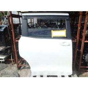 ノア DBA-ZRR80G リアドア右　スライドドア右 X 7人 3ZR-FAE 070    67...