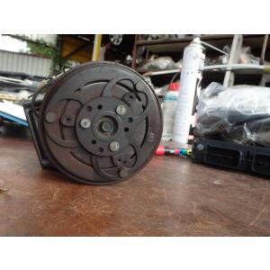 ボルボ 60シリーズ LA-RB5244 A/Cコンプレッサー 2400 S60 B5244  赤 ...