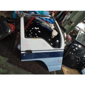 アトラス KR-AKR81E フロントドア右　RH  4HL1N 729   ハイルーフ  1884...