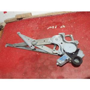 ノア DBA-ZRR70W 右Rドアレギュレータ・モーター 2000 SI 3ZR-FAE 202 ...