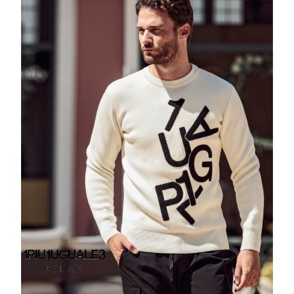 1PIU1UGUALE3 RELAX ウノピゥウノウグァーレトレ ランダムロゴプルオーバーニット メ...