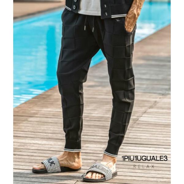 1PIU1UGUALE3 RELAX ウノピゥウノウグァーレトレ リラックス ブロックニットパンツ ...