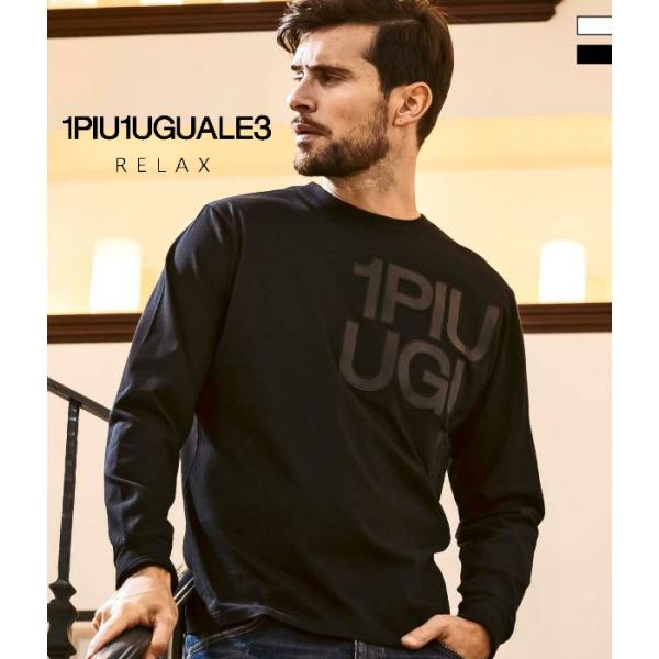 1PIU1UGUALE3 RELAX ウノピゥウノウグァーレトレ リラックス フェイクレザーロゴTシ...