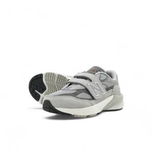 New Balance ニューバランス キッズ スニーカー NewBalance 2002