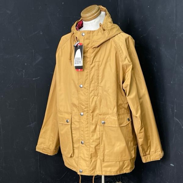 新品タグ付き レディースジャケット フード付き Mサイズ SIERRADESIGNS シエラデザイン...