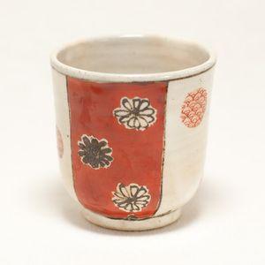 清水焼・京焼  粉引　赤濃丸紋　湯呑み（小）〔道仙工房〕