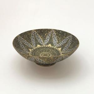 京焼・清水焼 空女作 京薩摩(華薩摩) 魚紋 酒盃 (ぐい呑み 京焼・清水焼 空女作 京薩摩(華薩摩) 魚紋 酒盃 (ぐい呑み