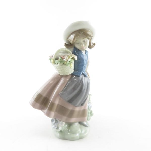 美品 LLADRO リヤドロ 5221 甘い花の香り フィギュリン 1点 インテリア 置物 陶器人形...