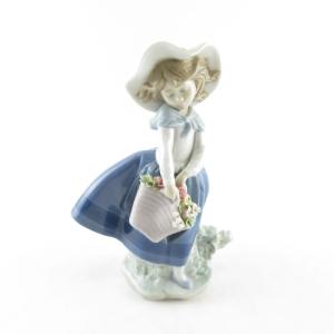 LLADRO リヤドロ 5222 綺麗な花ばかり フィギュリン 陶器人形 置物 少女 きれい 花かご...