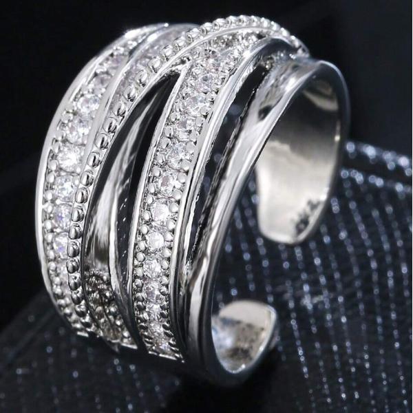 指輪 リング  レディース スワロフスキー風 キラキラ S925 シルバー925 銀 ファッション ...