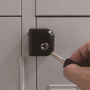 補助錠 鍵 カギ 防犯ロック ピッキング対策 ルームシェア ロッカー 更衣室 事務所 オフィス 玄関 ドア