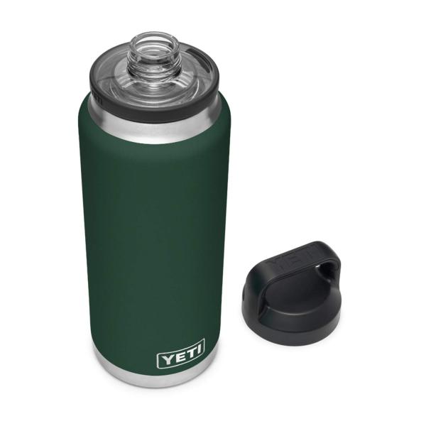 YETI Rambler 36オンス ボトル キャップ付き 真空断熱 ステンレス製、ノースウッズグリ...
