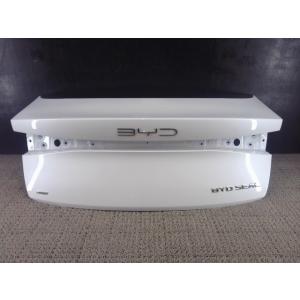 BYD シール SEAL EKXYA トランクリッド トランクパネル 欠品部品あり