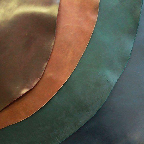 シェルコードバン　Cランク　レザークラフト　材料　ホーウィン　アメリカ　革　馬革