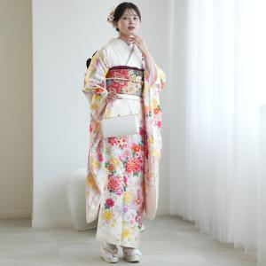 振袖 レンタル 成人式 21点セット レトロ 振袖 成人式セット 結婚式 結納 前撮り 正絹 オフホワイトに牡丹