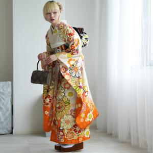 振袖 レンタル 成人式 21点セット レトロ 振袖セット 成人式セット 結婚式 前撮り 花 オレンジ系 正絹 山吹色ぼかしにレトロ菊