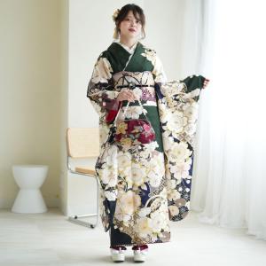 レンタル 振袖 成人式 結婚式 21点セット 古典柄 レトロ アンティーク系 花 緑系 桜 菊 亀甲 正絹 結納 深緑に広がる梅 ※2027年1月ご予約空きなし