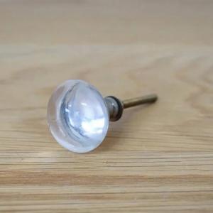 雑貨 ガラス ノブ 取っ手 つまみ 持ち手 引き出し 丸 直径約3cm アンティーク風 モチーフ アイアン 透明 クリア DIY インテリア