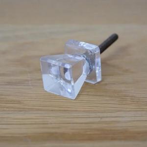 雑貨 ガラス ノブ 取っ手 つまみ 持ち手 引き出し 2個セット 四角 スクエア 幅約2cm アンティーク風 モチーフ アイアン クリア DIY インテリア 北欧 おしゃれ