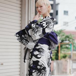 浴衣 レディース セットニコアンティーク×せきやゆりえ コラボ 浴衣3点セット Burning Eyes グレー フリーサイズ 浴衣・帯・下駄 ●