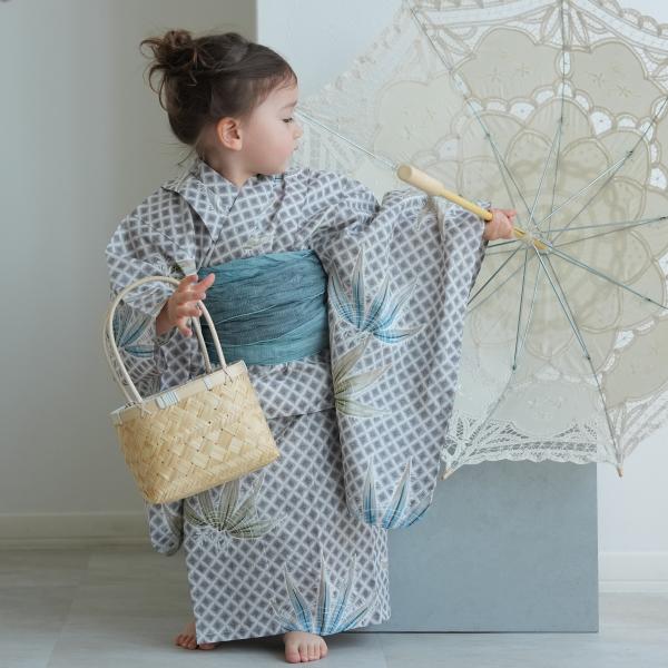 浴衣 子供 女の子 utatane kids 高級変わり織 子供浴衣3点セット 切子紋と涼しげラムネ...