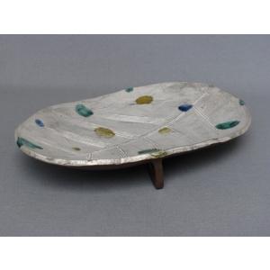 盛皿 大皿 中皿 プレート 和陶器 和モダン /銀彩水玉足付木の葉大皿｜utsuwa-roan