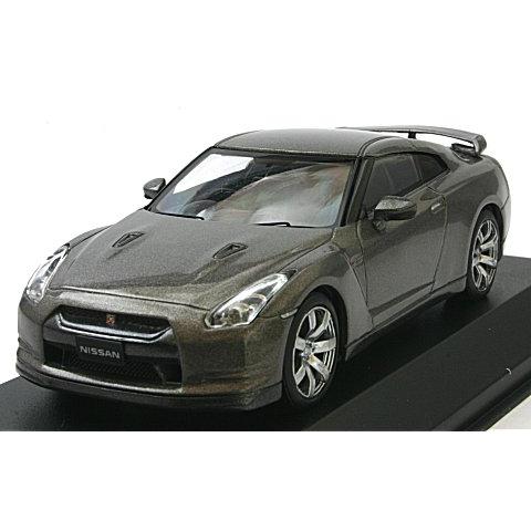 ニッサン GT-R （R35） 2007 タイタニウムグレー （1/43 京商K03741TG）