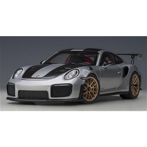 ポルシェ 911 (991.2) GT2 RS ヴァイザッハ・パッケージ Mシルバー/カーボンブラッ...