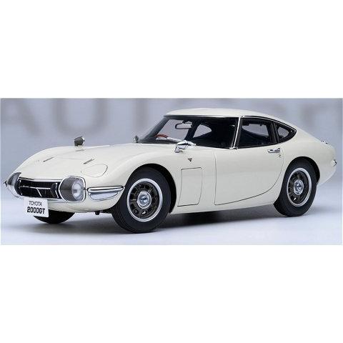 トヨタ 2000GT 1967 ホワイト （1/18 オートアート79546）