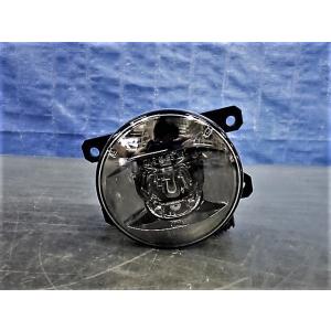 美品 磨き済み プジョー 308 左右共通フォグ veleo 9826960480/SAE K