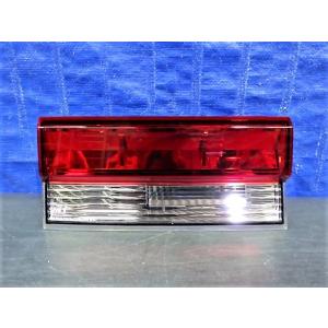 三菱 純正 デリカD5 《 CV5W 》 右テールランプ P91600-23002957 : NGP